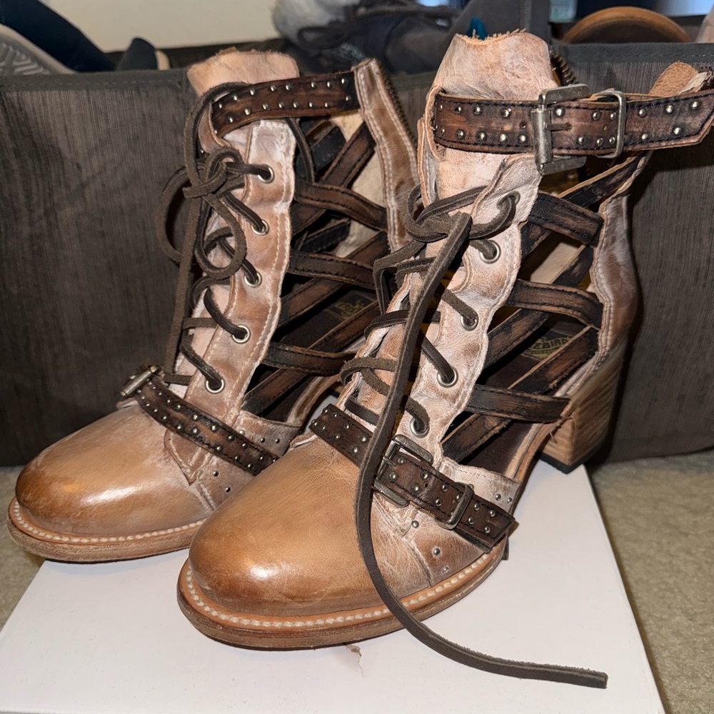 Women's Tan Leather Ankle Boots